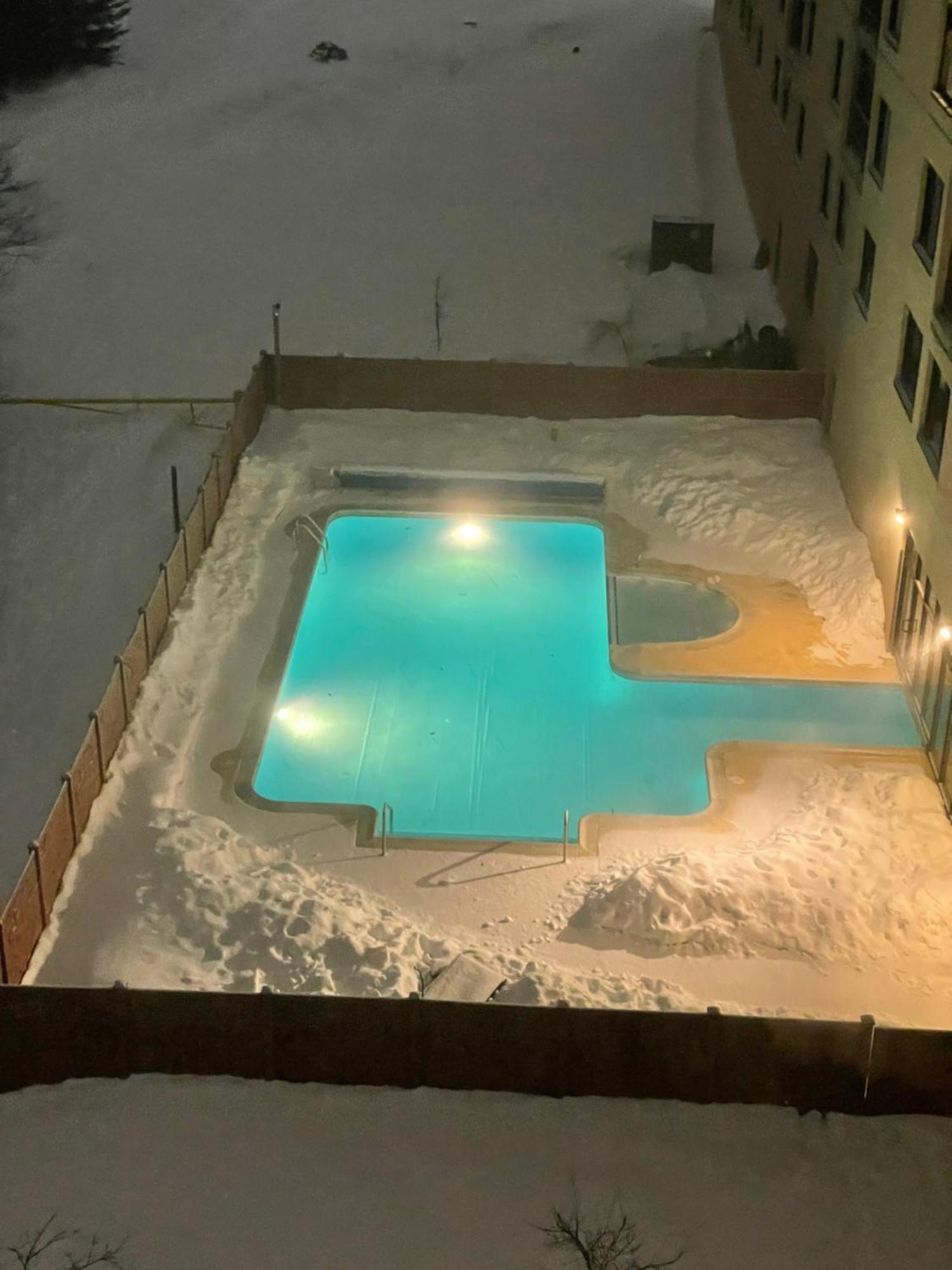 Modern Condo With Ski In & Ski Out - Silver Creek Lodge, Snowshoe Buitenkant foto