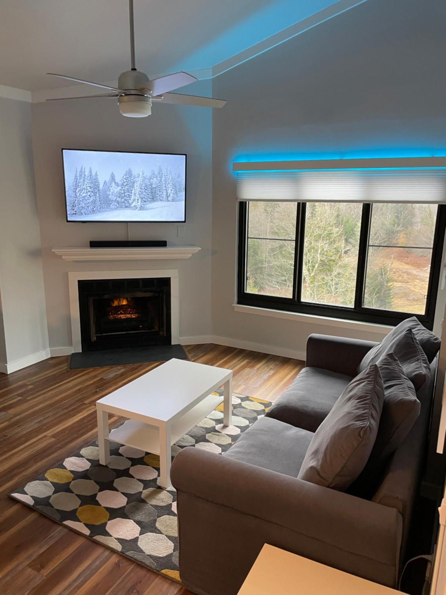 Modern Condo With Ski In & Ski Out - Silver Creek Lodge, Snowshoe Buitenkant foto